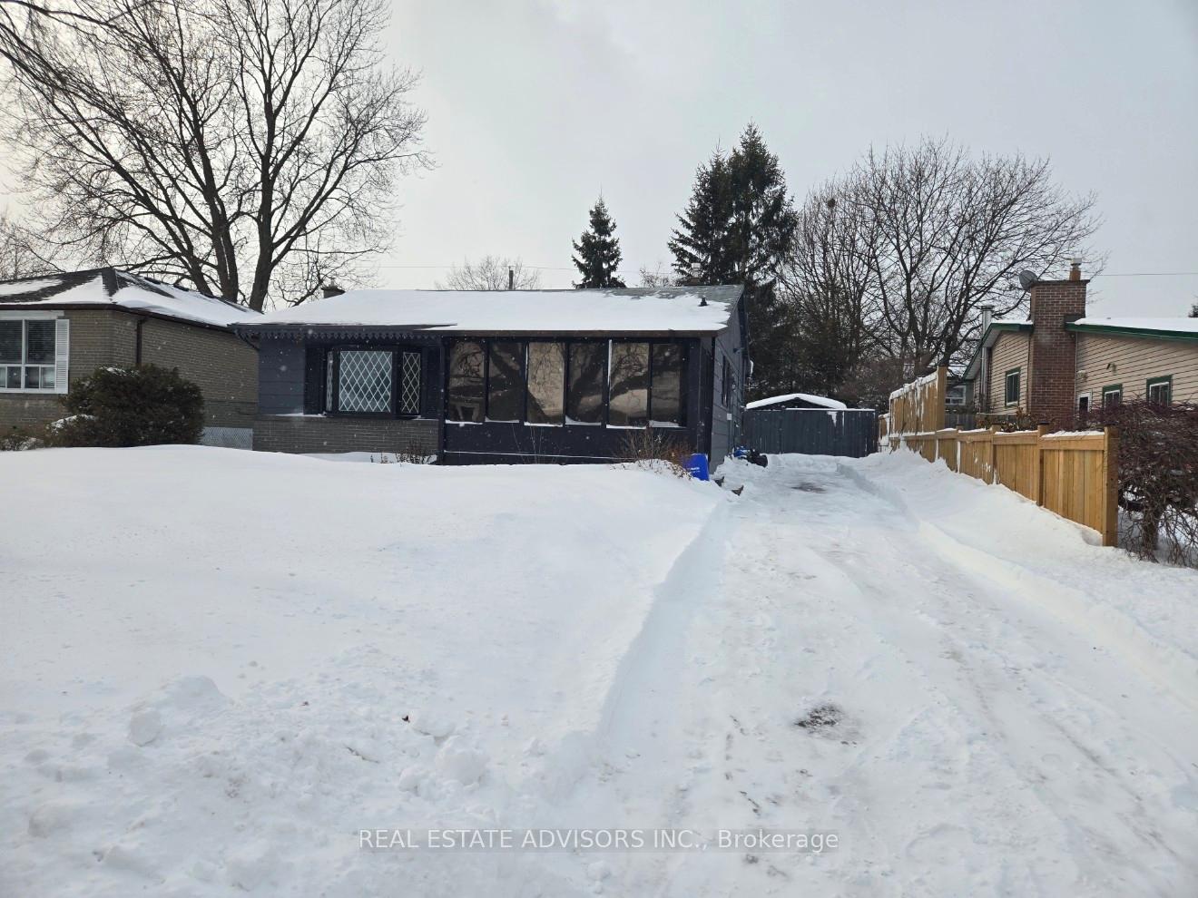 712 Annland Street Pickering Ontario Canada Sale residential Daniel Molina Real Estate Advisors Inc., Brokerage *