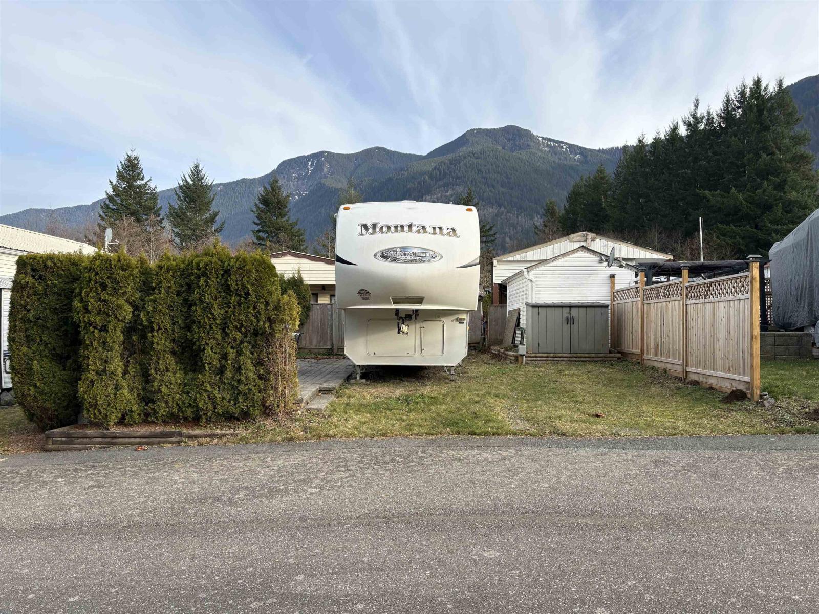 133 1436 FROST ROAD|Columbia Val Cultus Lake British Columbia Canada Sale residential   Marketing 604 Team | HomeLife Benchmark Realty Corp.
