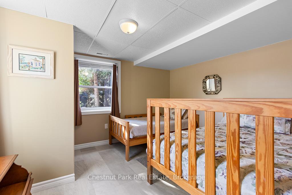 4 Bedroom Single Family Home/House's Image 34
