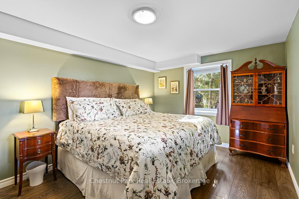4 Bedroom Single Family Home/House's Image 33