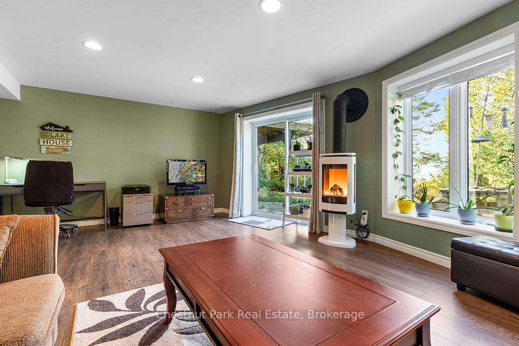 4 Bedroom Single Family Home/House's Image 31