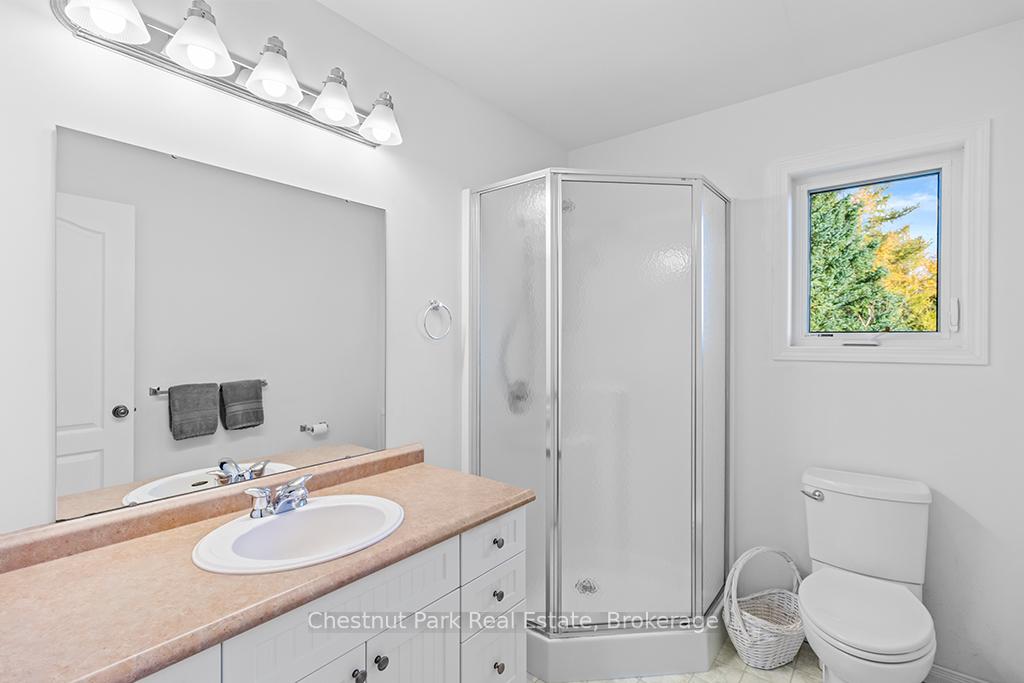 4 Bedroom Single Family Home/House's Image 21