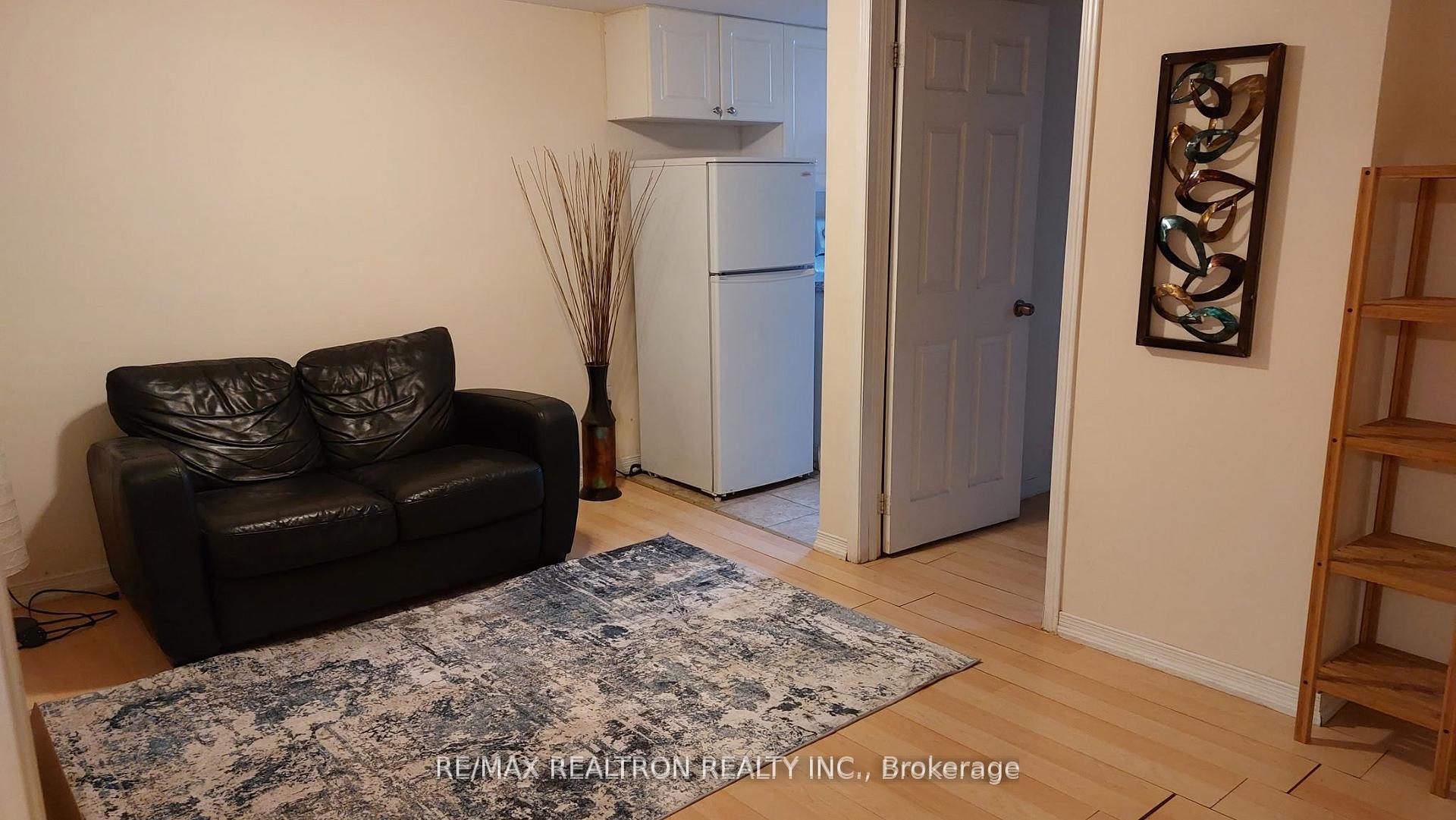 Bsmnt - 17 Spangler Road E Markham Ontario Canada Rent residential Brian Matthews RE/MAX Realtron Realty Inc., Brokerage *