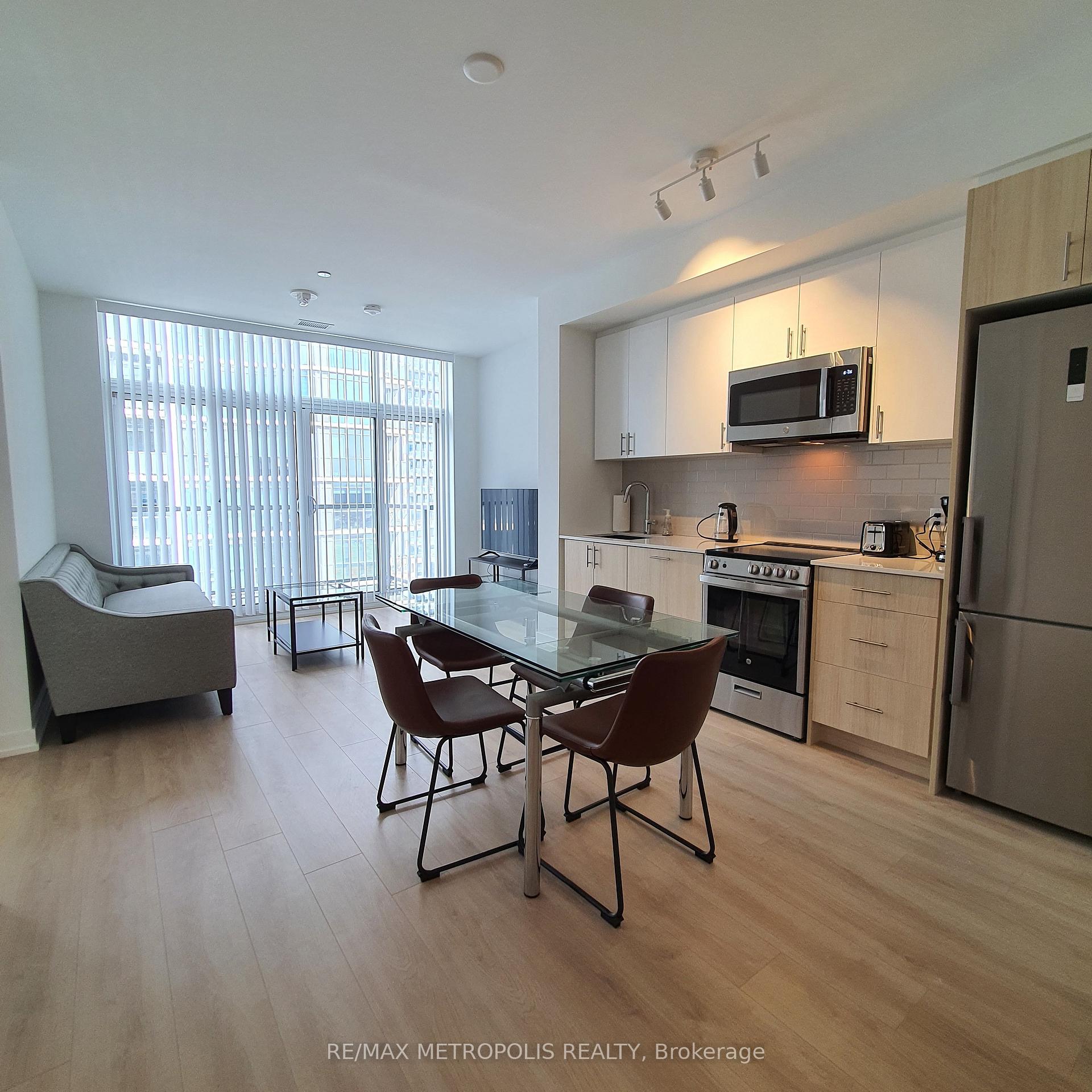 807 - 1195 The Queensway Toronto Ontario Canada Rent residential   RE/MAX Metropolis Realty Brokerage*