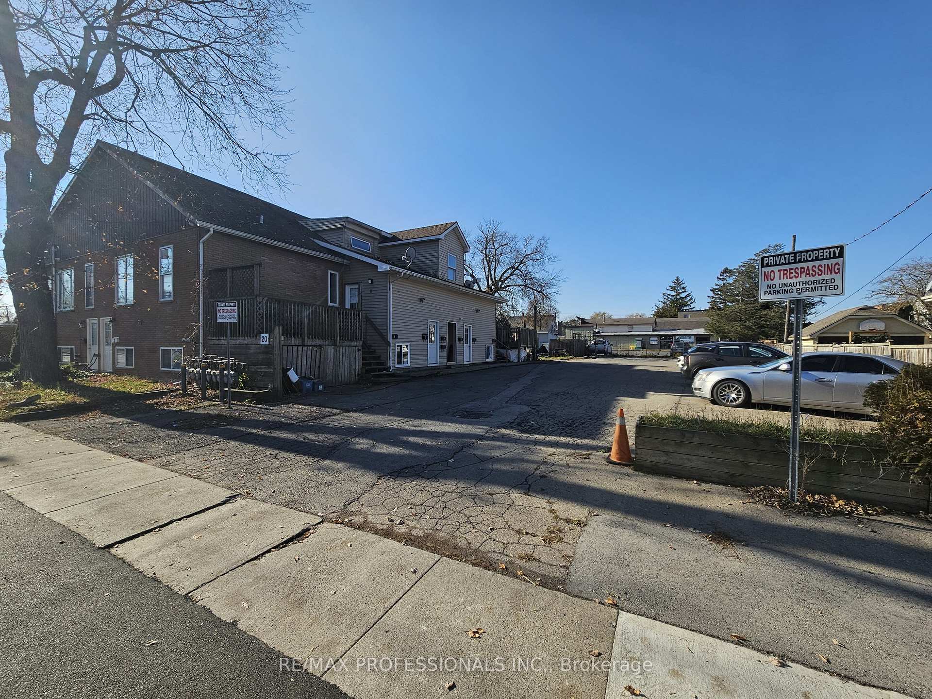 20 Erie Street Port Colborne Ontario Canada Sale commercial Rita Moore RE/MAX Professionals Inc., Brokerage *