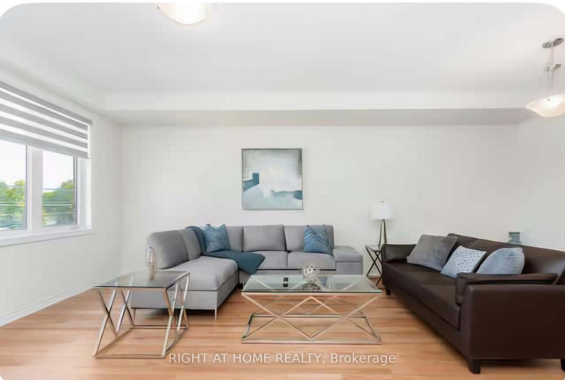 2078 Fairmont Common Burlington Ontario Canada Rent residential   Right at Home Realty, Brokerage