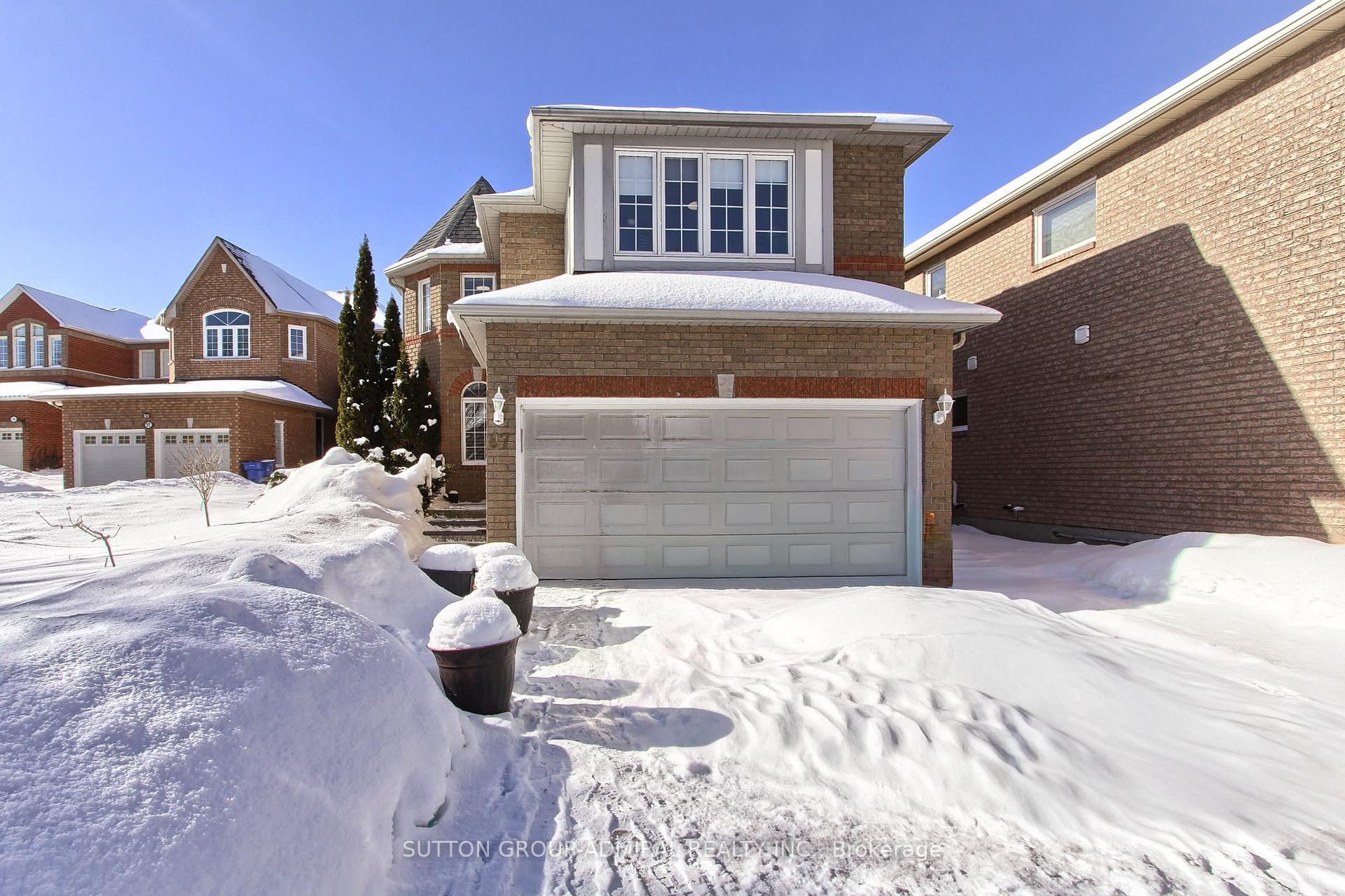 87 Stemmle Drive Aurora Ontario Canada Sale residential Jelena  Pogorelova Sutton Group-Admiral Realty Inc., Brokerage *