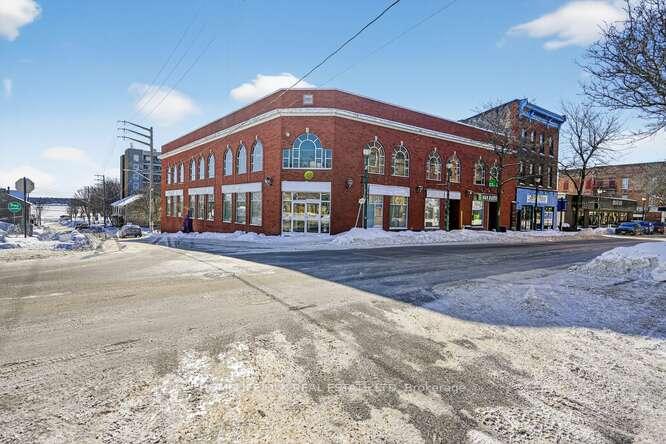 1A - 133 King Street W Brockville Ontario Canada Lease commercial   HomeLife/DLK Real Estate Ltd., Brokerage*