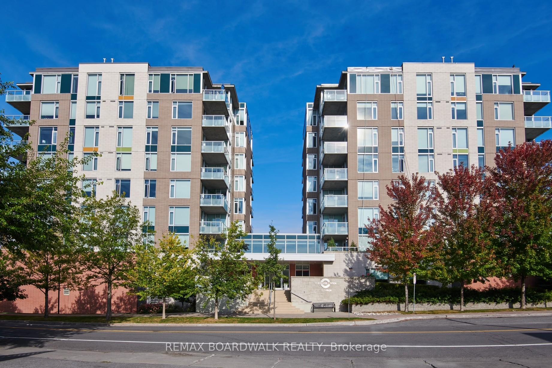 407 - 575 Byron Avenue Ottawa Ontario Canada Sale residential   Royal LePage Performance Realty, Brokerage *