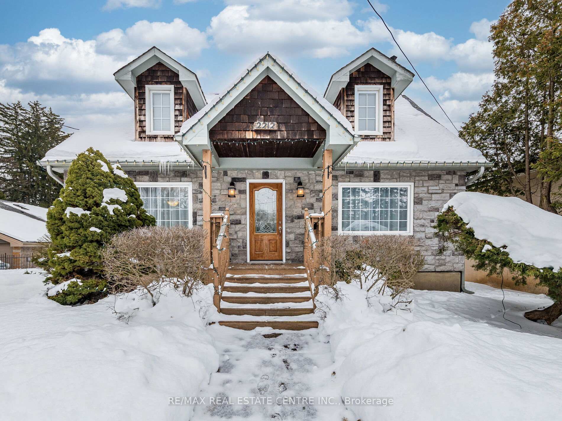 2212 Mississauga Road Mississauga Ontario Canada Sale residential Oliver Teekah RE/MAX Real Estate Centre Inc., Brokerage*