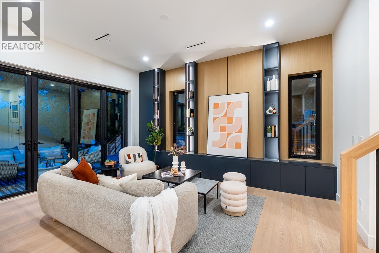 4675 ST. GEORGE STREET Vancouver British Columbia Canada Sale residential Ankit Dadral Selmak Realty Limited, Brokerage*