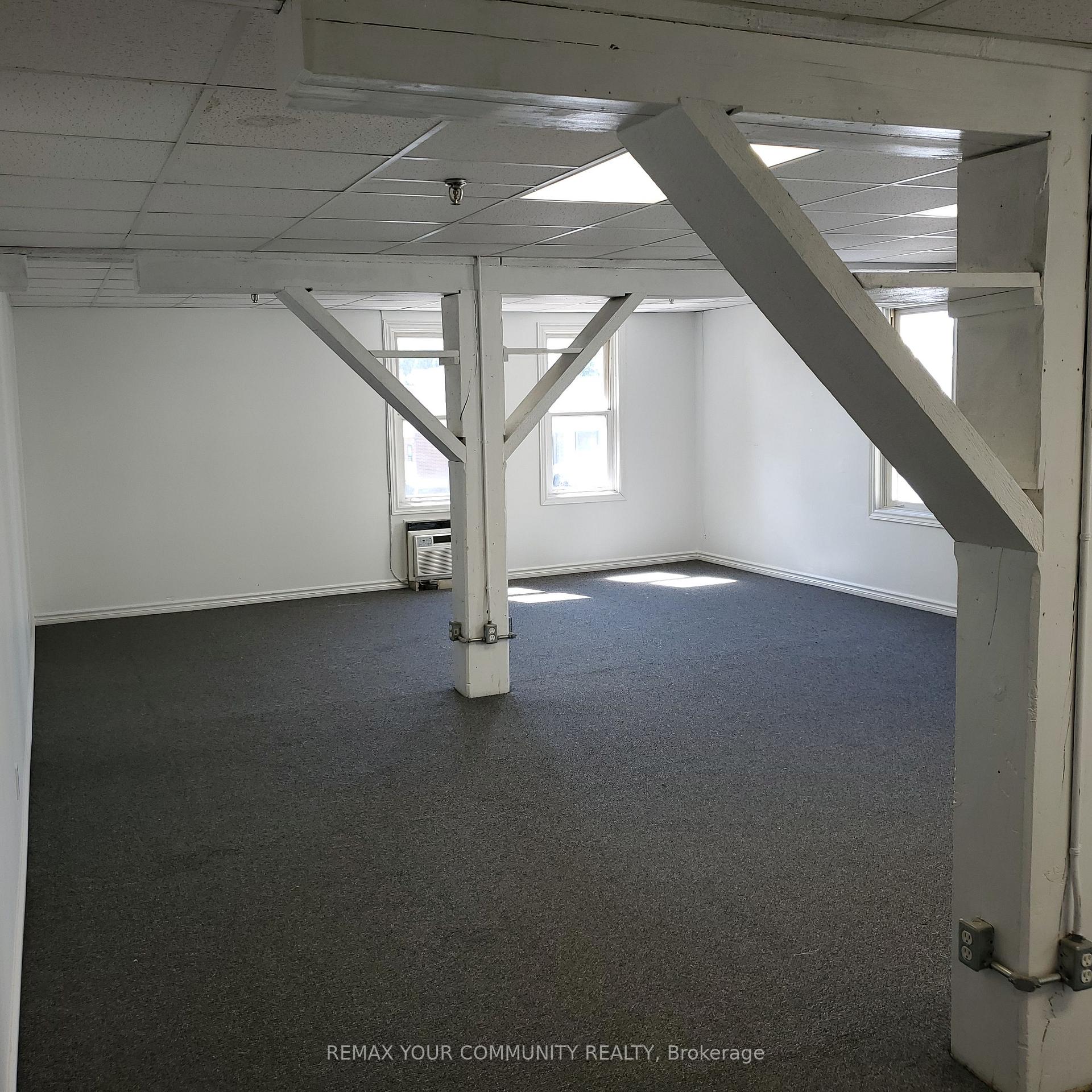 208 - 172 Main Street Prince Edward County Ontario Canada Lease commercial Rohani Ramdhine Re/Max Your Community Realty, Brokerage