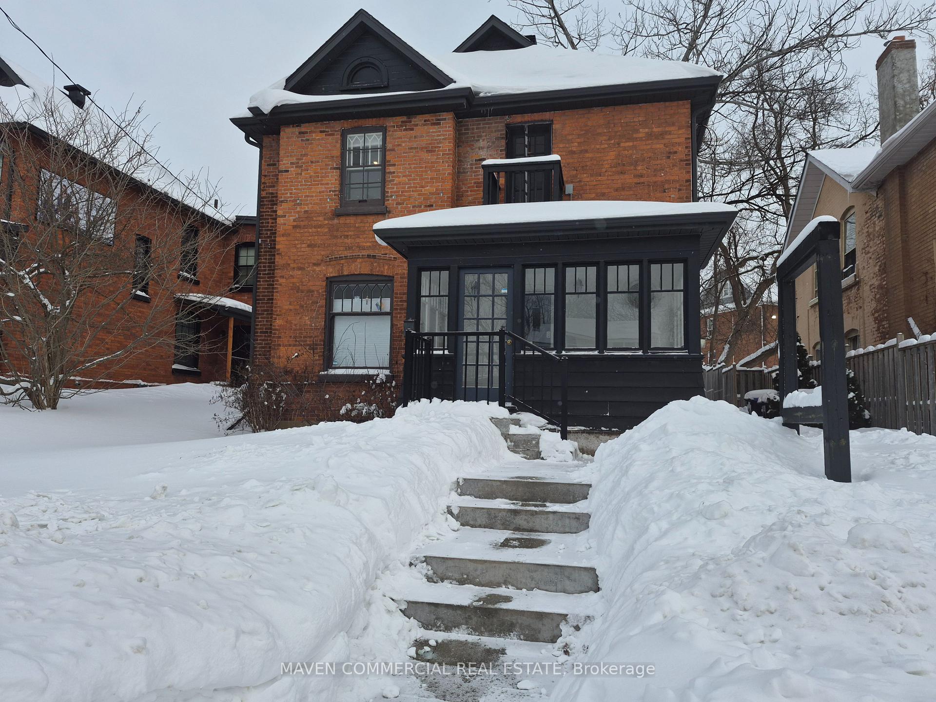 28 Ross Street Barrie Ontario Canada Sale commercial Dave Moore RE/MAX Hallmark Chay Realty, Brokerage*
