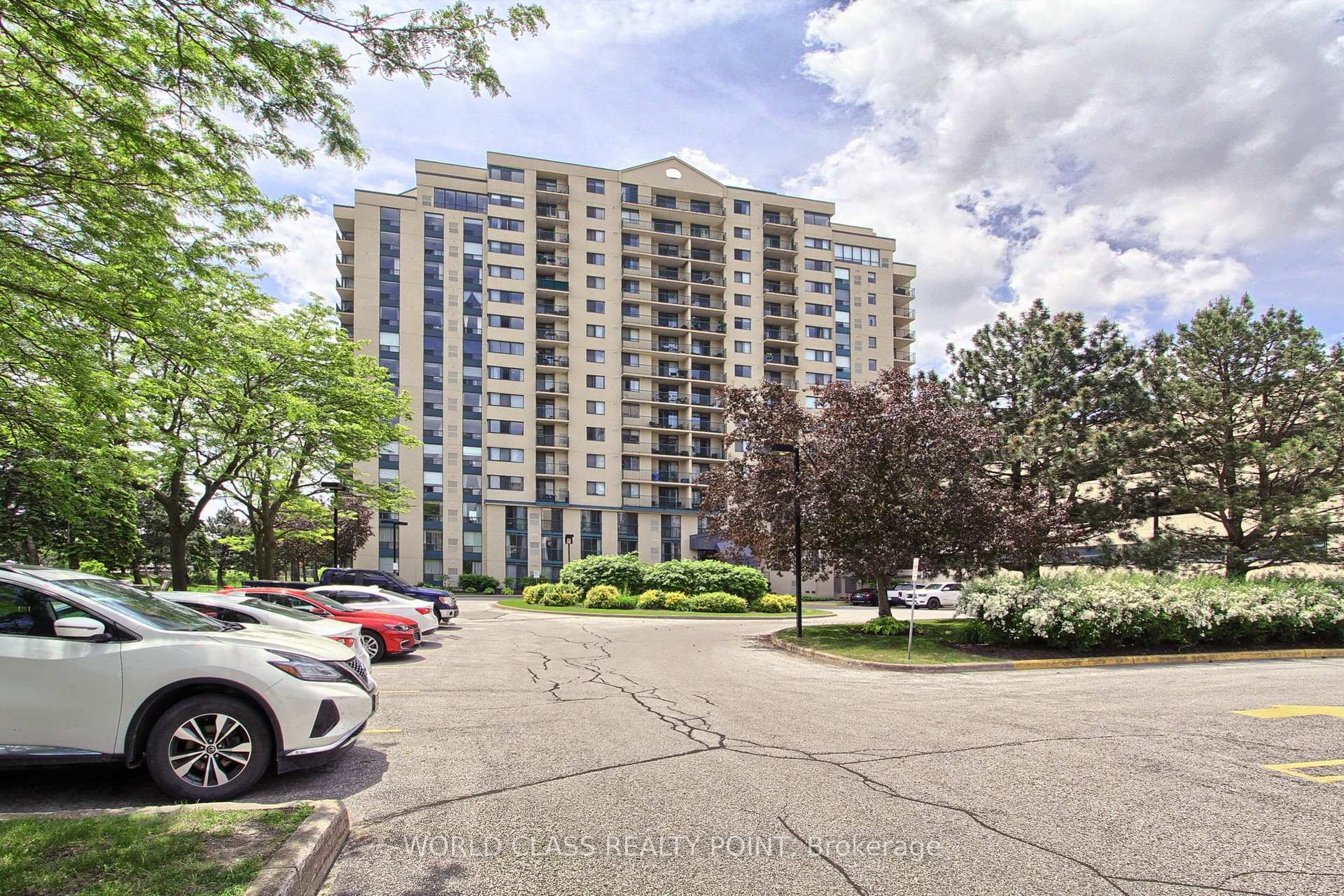 207 - 75 Ellen Street S Barrie Ontario Canada Rent residential Deedar Ghatehorde WORLD CLASS REALTY POINT Brokerage  *