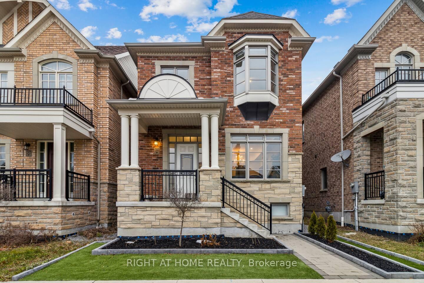 244 Paradelle Drive Richmond Hill Ontario Canada Rent residential   Right at Home Realty, Brokerage