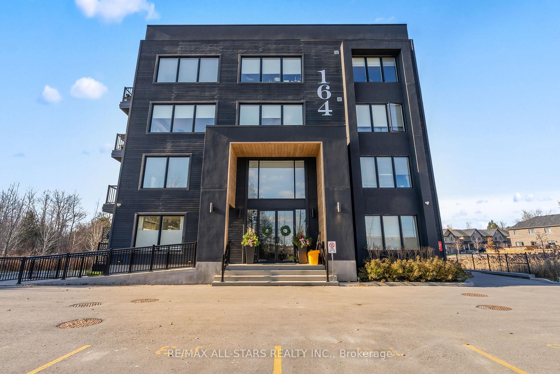 103 - 164 Cemetery Road Uxbridge Ontario Canada Sale residential Christopher LaFace HomeLife Excelsior Realty Inc., Brokerage*