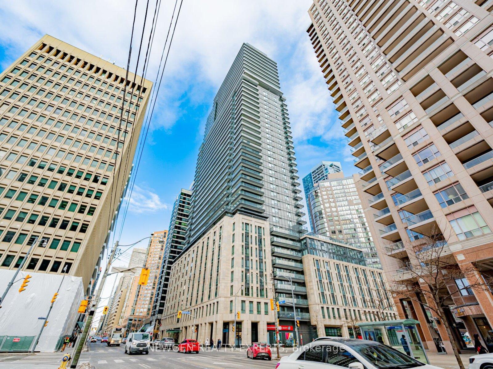 208 - 955 Bay Street Toronto Ontario Canada Sale residential NIMA HOMAYOUNI Royal LePage Golden Ridge Realty, Brokerage *