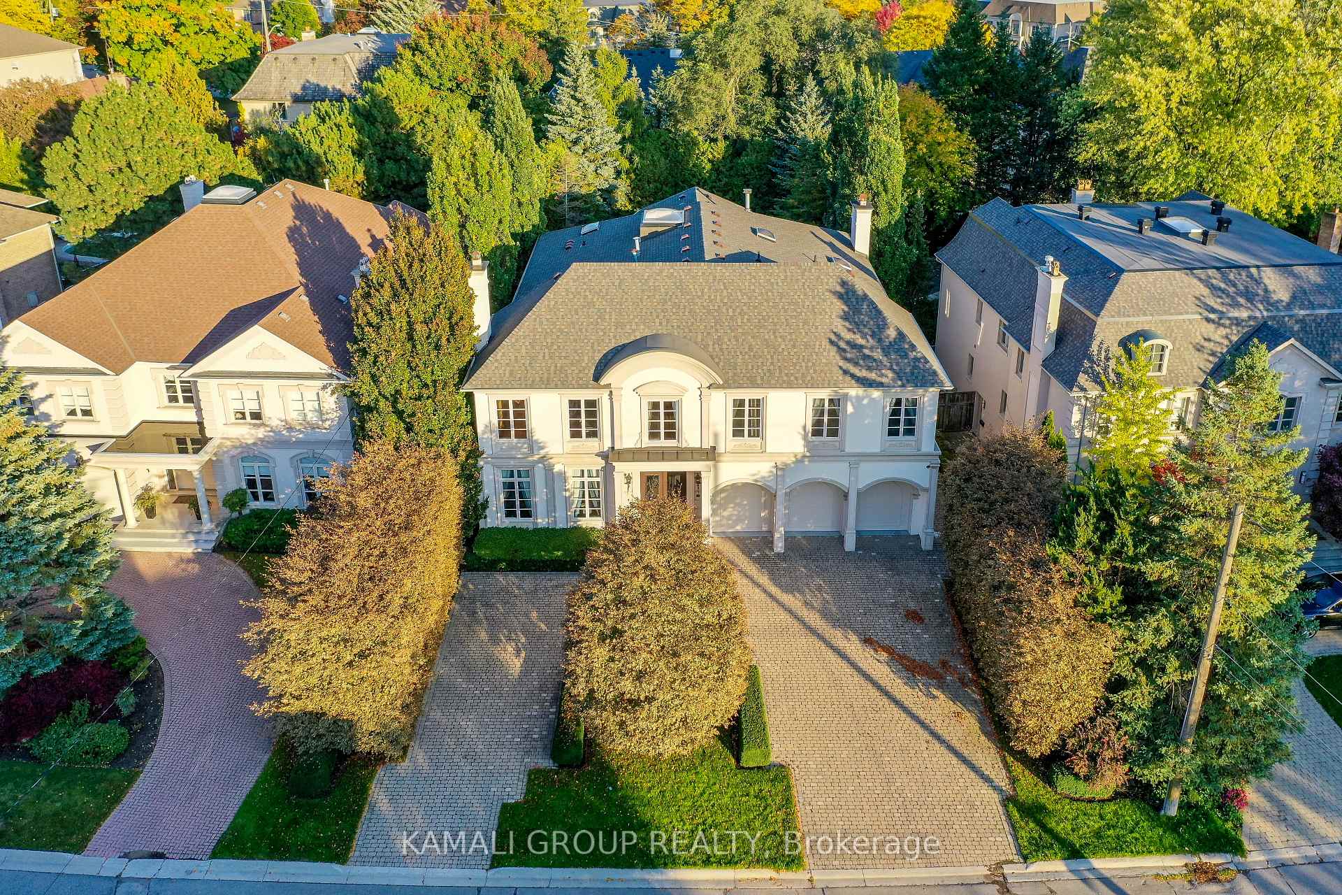 39 Rollscourt Drive Toronto Ontario Canada Rent residential Naushy Saeed Brokerage Information: Not available, please contact website owner