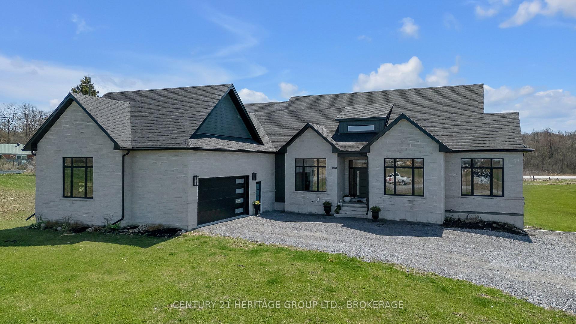 245 Mann Drive Kingston Ontario Canada Sale residential Mark Pruefer SUTTON GROUP-MASTERS REALTY INC., BROKERAGE*