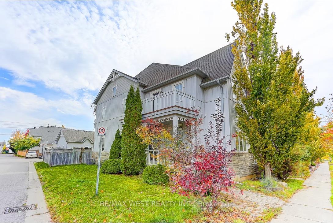 11 Dancer's Drive Markham Ontario Canada Sale residential ALEX RYON RE/MAX West Realty Inc., Brokerage *