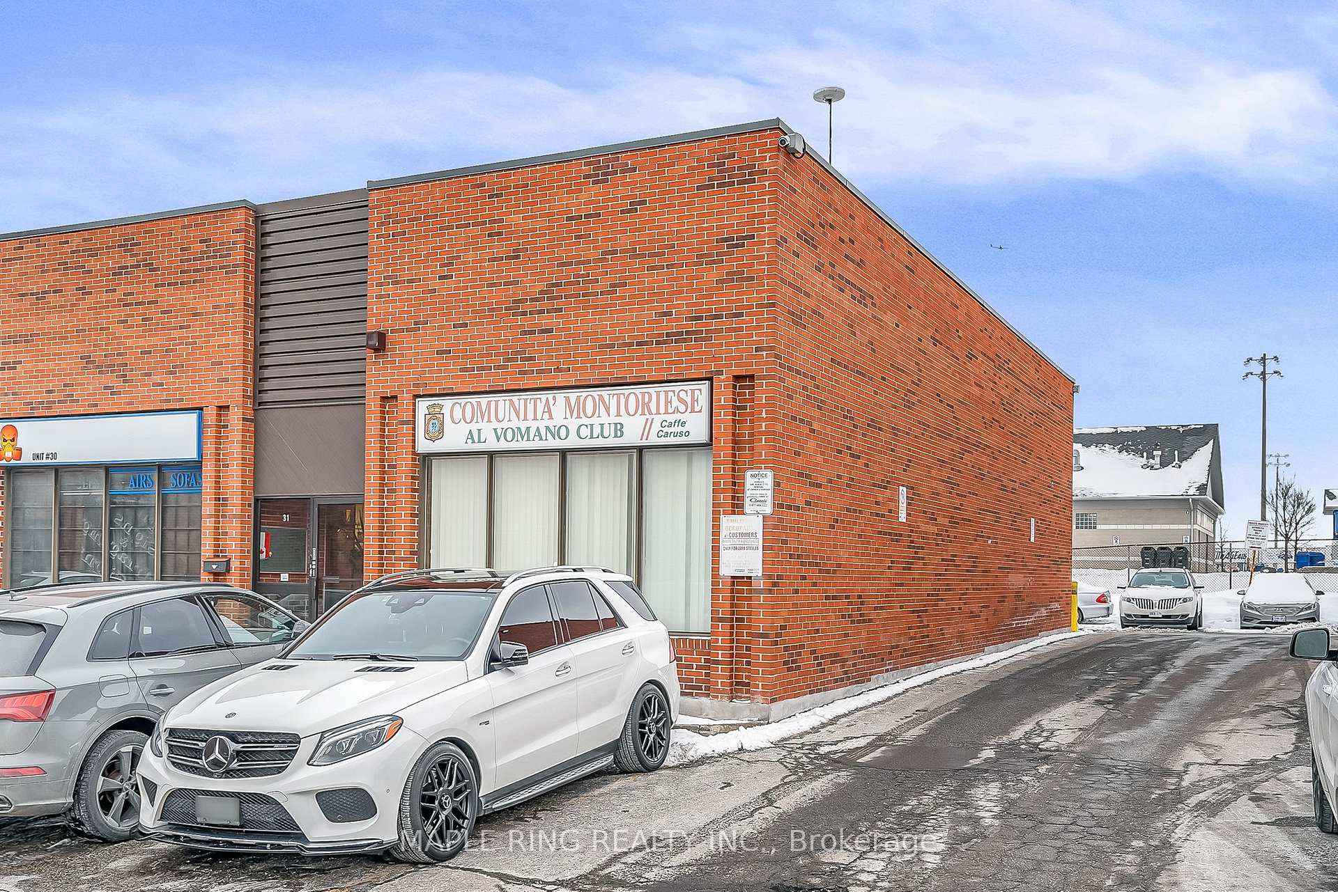 31 - 2899 Steeles Avenue W Toronto Ontario Canada Sale commercial Mikhele Corvinelli Maple Ring Realty Inc., Brokerage*