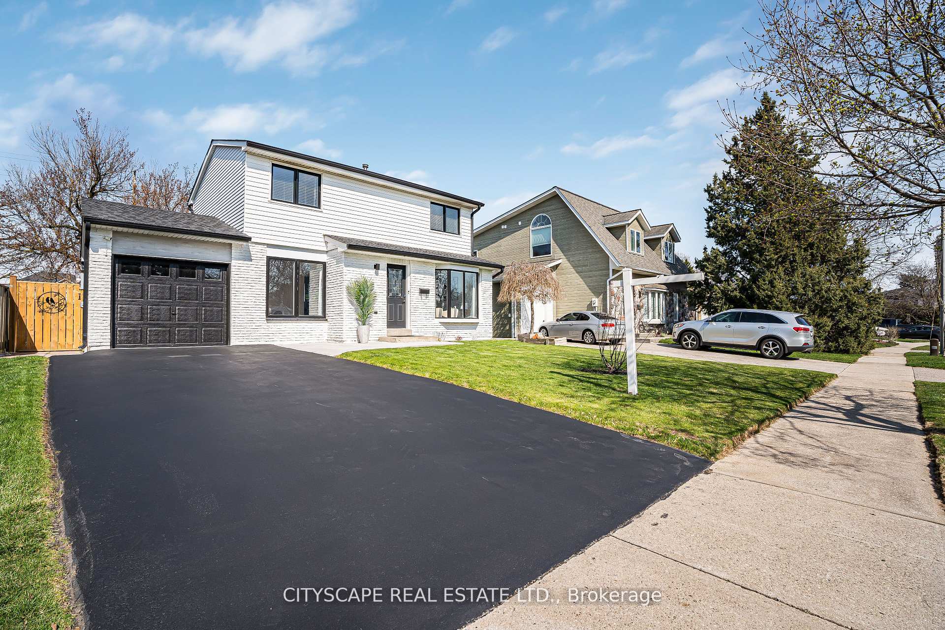 864 Cabot Trail Milton Ontario Canada Sale residential Rahim Syed Cityscape Real Estate Ltd., Brokerage 