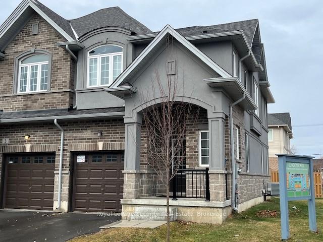 1 Linden Park Lane Hamilton Ontario Canada Sale residential Cristina Lopes ROYAL LEPAGE SECURITY REAL ESTATE, BROKERAGE*