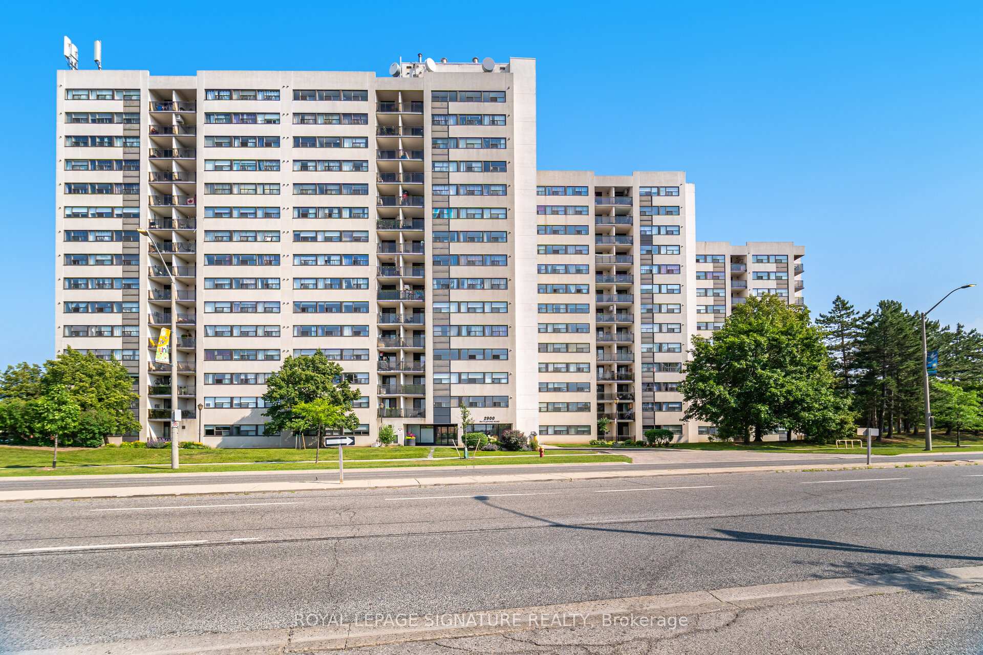214 - 2900 Battleford Road Mississauga Ontario Canada Sale residential Hussain Alhomairy Royal LePage Signature Realty, Brokerage
