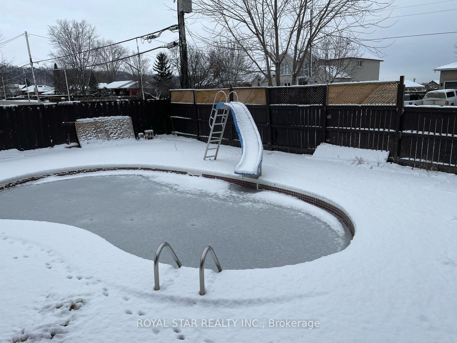 Main - 1024 Barton Street Hamilton Ontario Canada Rent residential Nibu Varguise Royal Star Realty Inc., Brokerage*