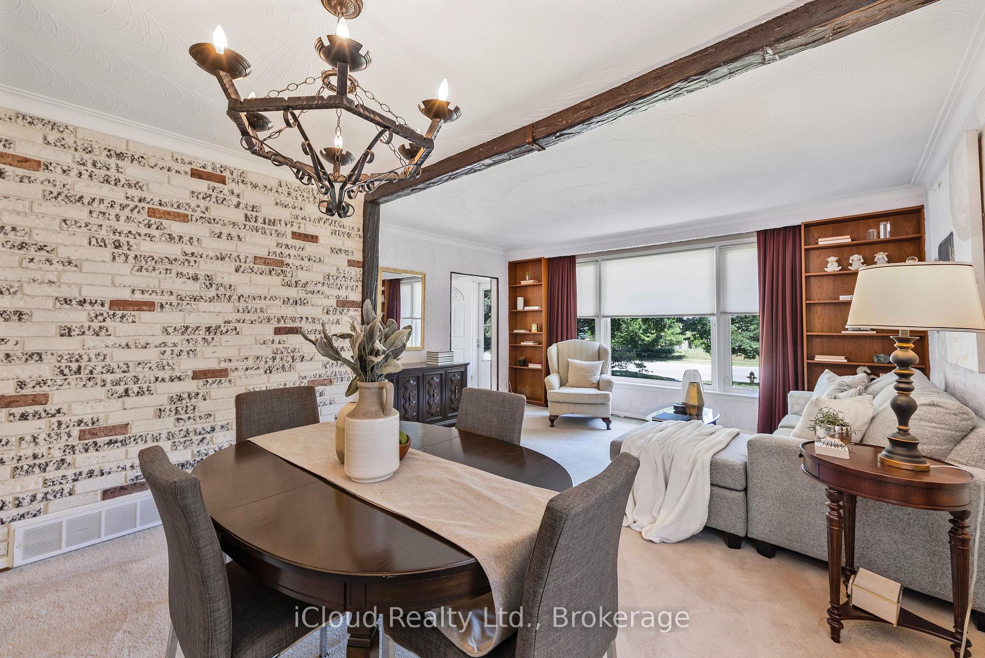 192 Beechgrove Drive Toronto Ontario Canada Sale residential Jose Oscar Goncalves & Maria Domingues iCloud Realty Ltd. 