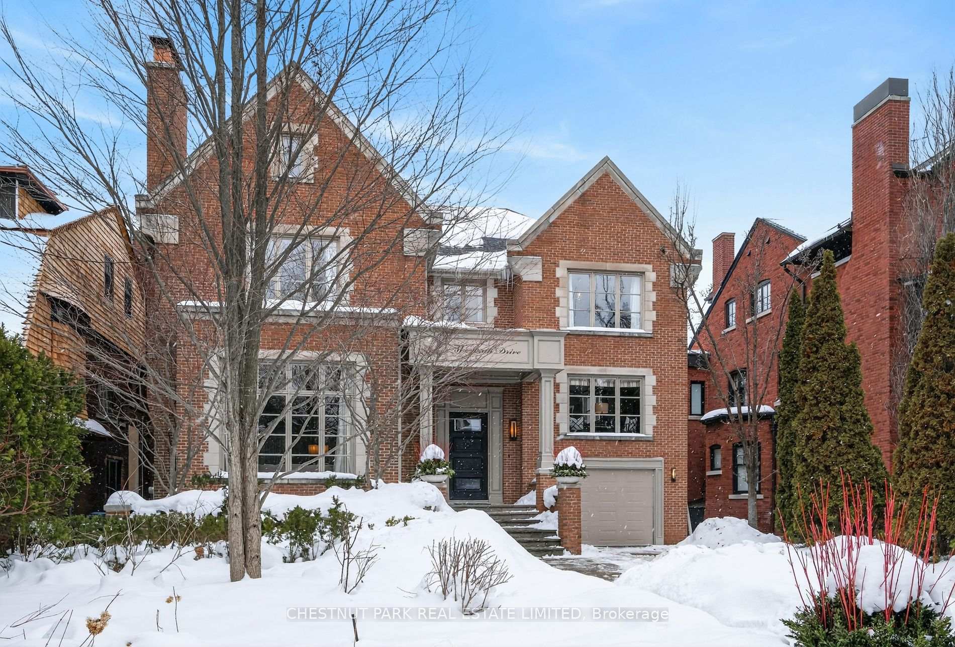 31 South Drive Toronto Ontario Canada Sale residential   CHESTNUT PARK REAL ESTATE LIMITED BROKERAGE*