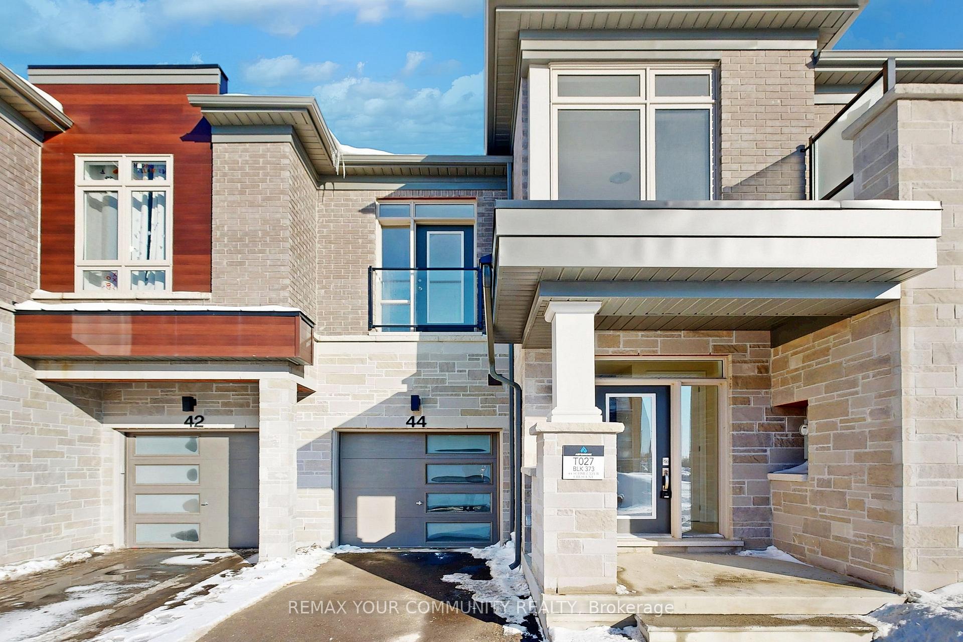 44 Schmeltzer Crescent Richmond Hill Ontario Canada Sale residential Oleg Chinguirei Sutton Group-Admiral Realty Inc., Brokerage *