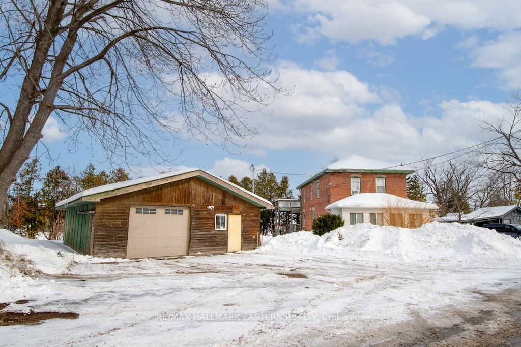 10 Hill Street Selwyn Ontario Canada Sale residential Frank Rosso RE/MAX HALLMARK EASTERN REALTY, BROKERAGE*