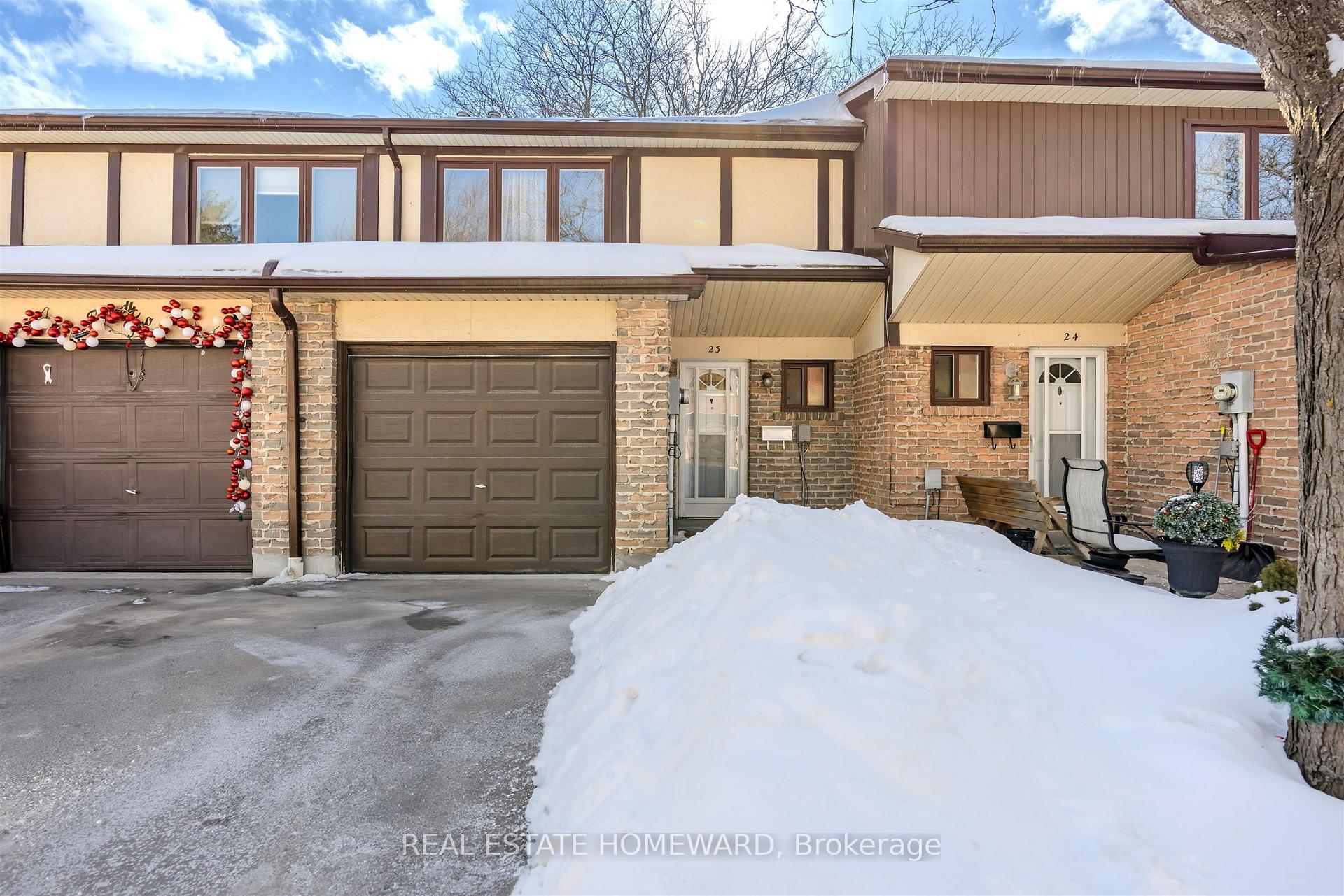 23 - 1975 Memory Lane Pickering Ontario Canada Sale residential Joanna Ionescu Real Estate Homeward, Brokerage*