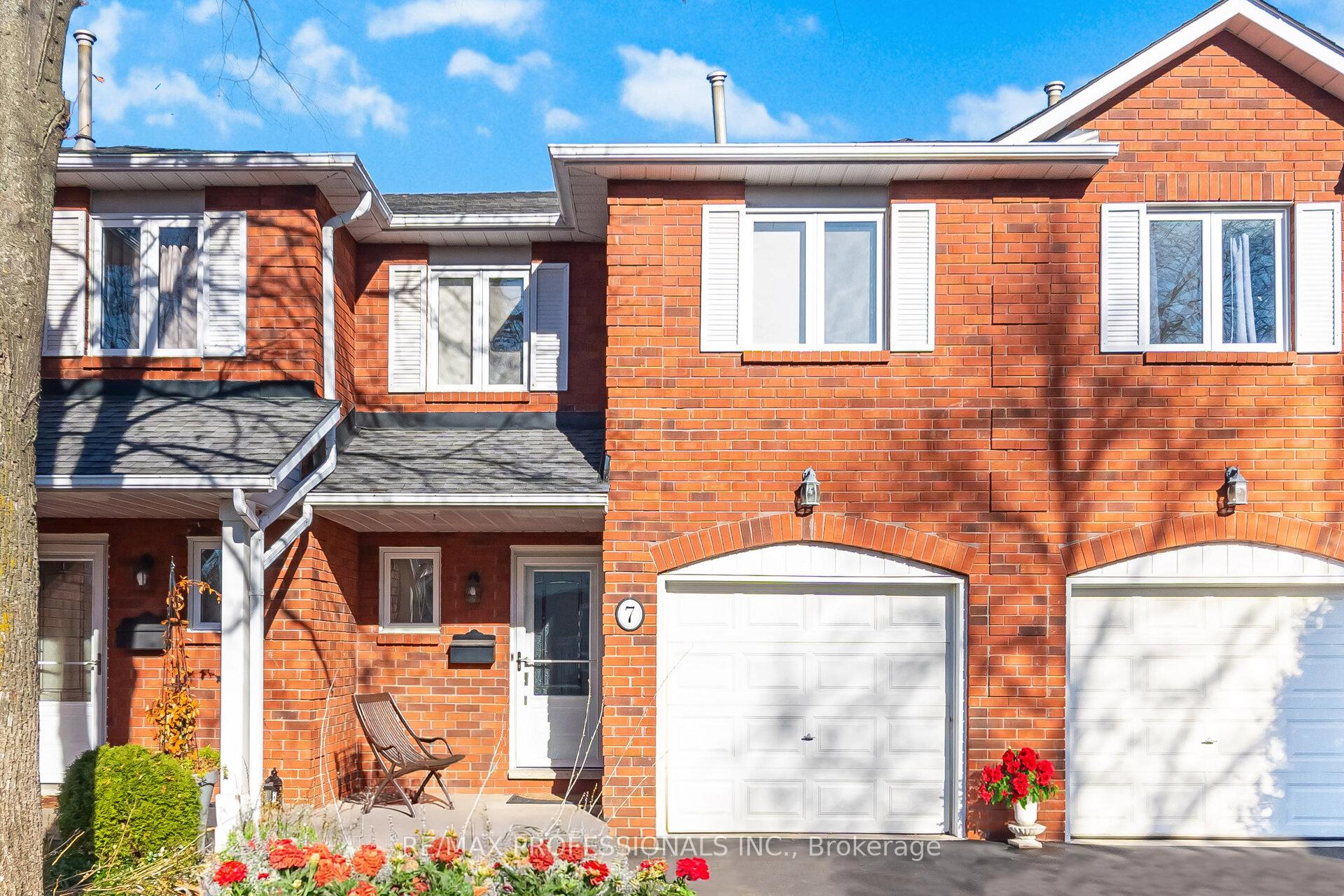 7 - 3115 New Street Burlington Ontario Canada Sale residential Rita Moore RE/MAX Professionals Inc., Brokerage *