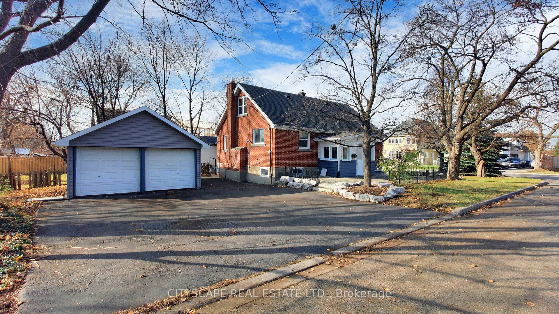 39 Woodward Avenue Brampton Ontario Canada Sale residential Rafay Shahdin Cityscape Real Estate Ltd., Brokerage 