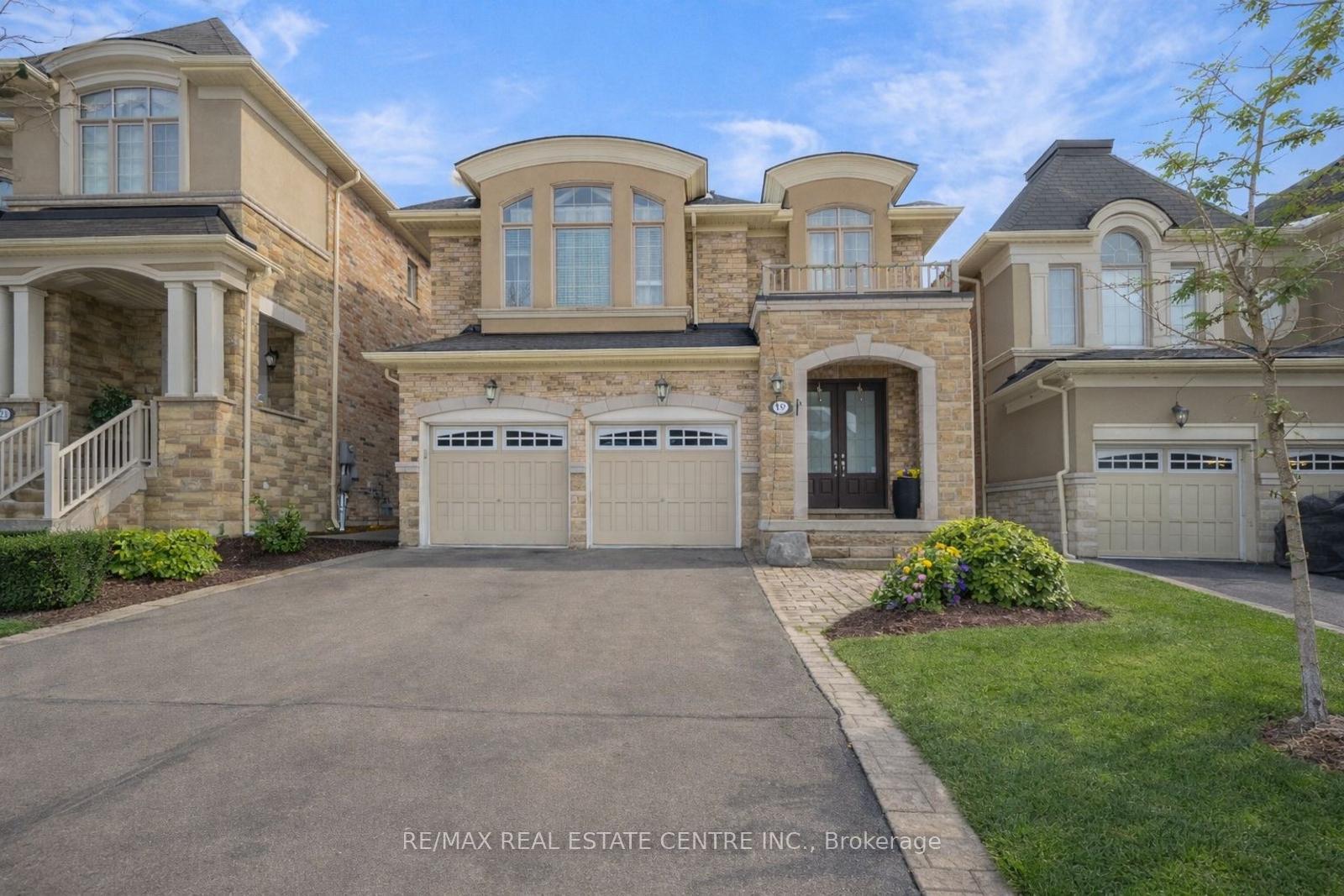 19 Mediterranean Crescent Brampton Ontario Canada Sale residential SAMEH BASTAWROSE RE/MAX REAL ESTATE CENTRE INC., BROKERAGE 