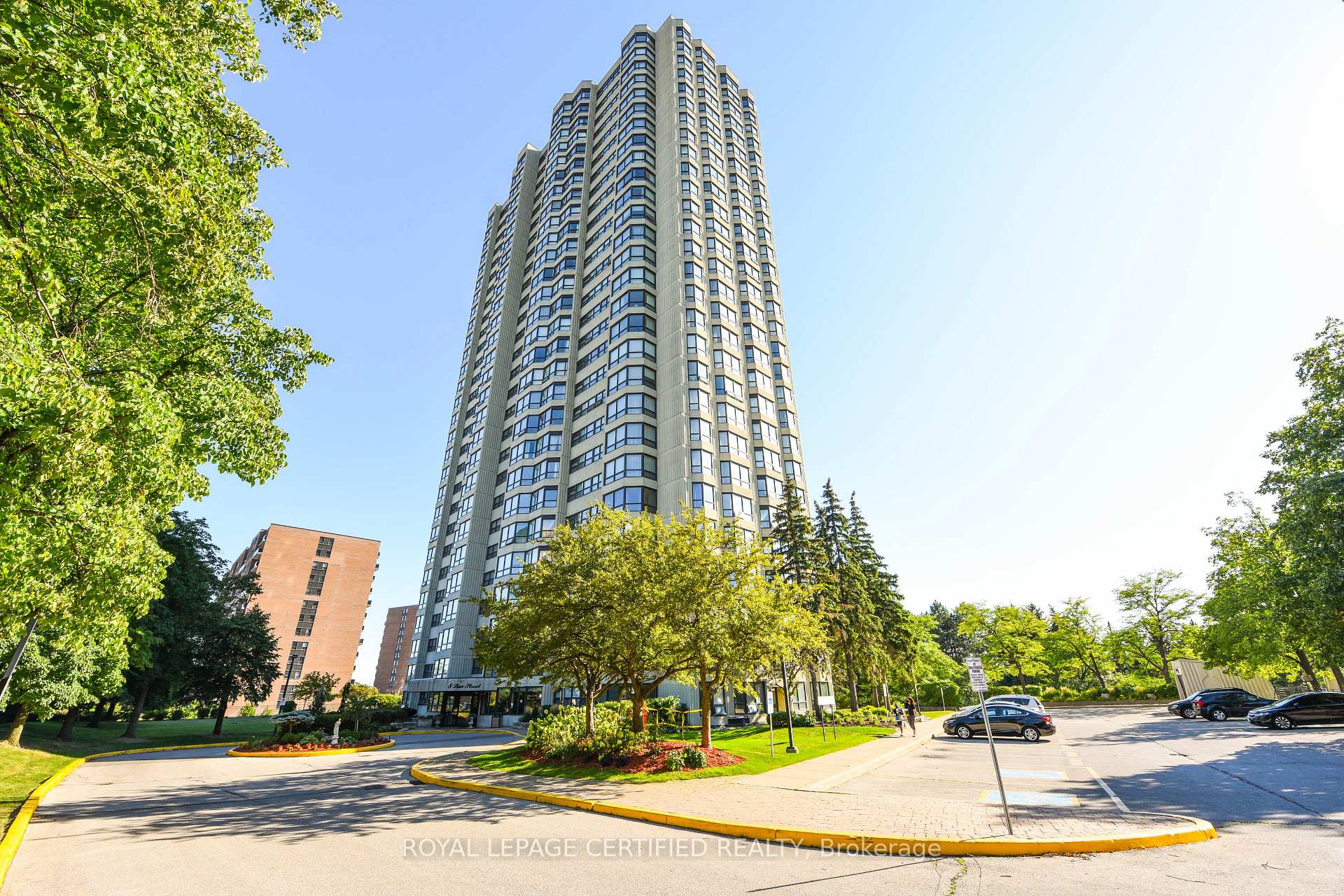 2807 - 8 Lisa Street Brampton Ontario Canada Sale residential   TRIMAXX REALTY LTD. Brokerage