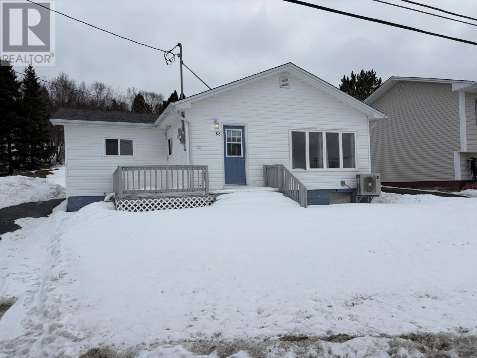 88 Main Street S Glovertown Newfoundland And Labrador Canada Sale residential Gennie Rose BlueKey Realty Inc.