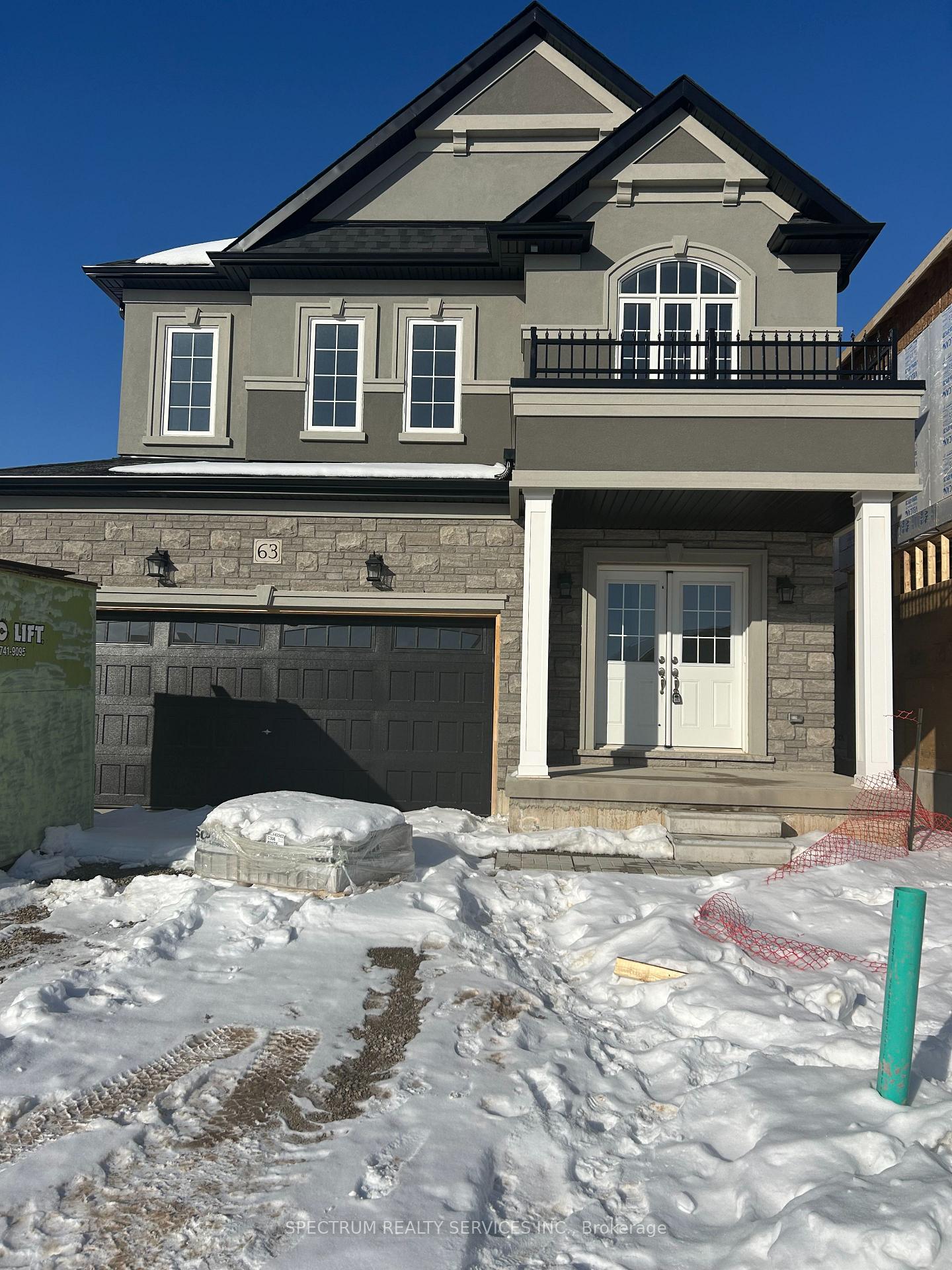 63 Waldron Street Brantford Ontario Canada Sale residential Lazlo Vavrovics Spectrum Realty Services Inc., Brokerage *