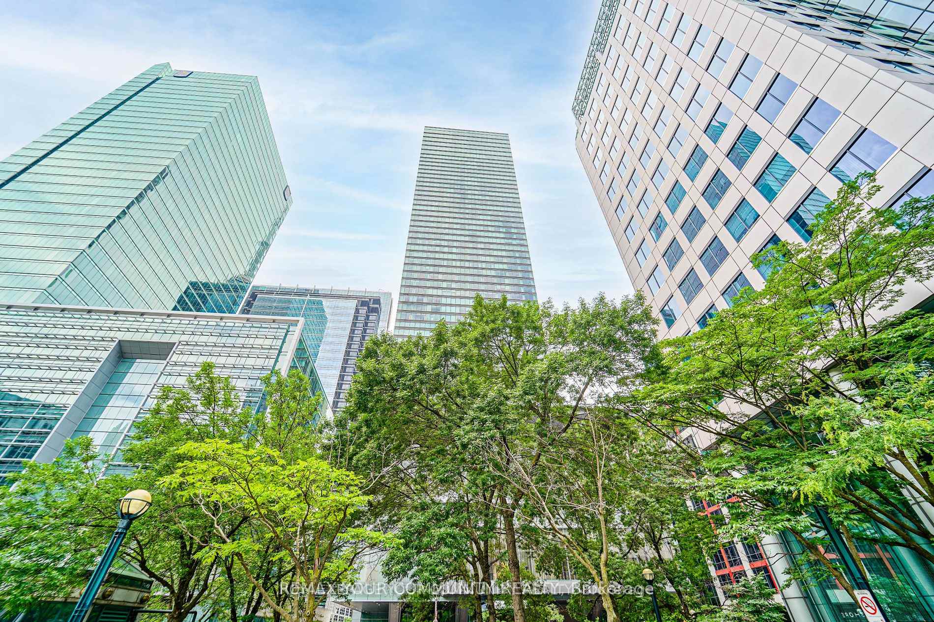 3903 - 183 Wellington Street W Toronto Ontario Canada Sale residential Charles Francis Re/Max Your Community Realty, Brokerage*