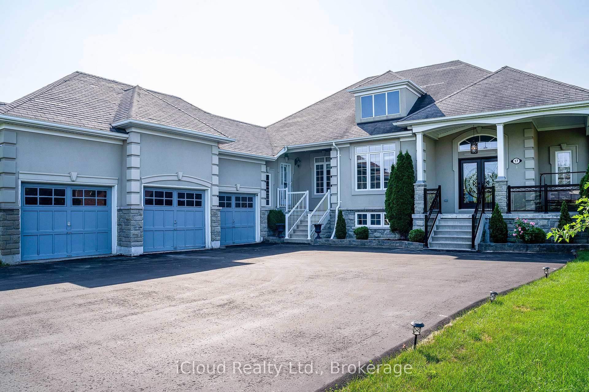 17 Maple Drive Wasaga Beach Ontario Canada Sale residential Alla Poltavski iCloud Realty Ltd. 