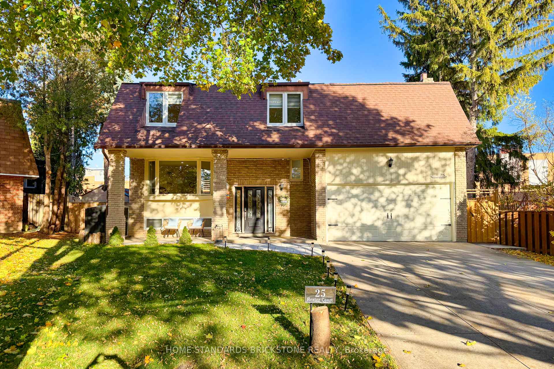 25 Hester Court Markham Ontario Canada Sale residential   Realty Executives Group Ltd., Brokerage