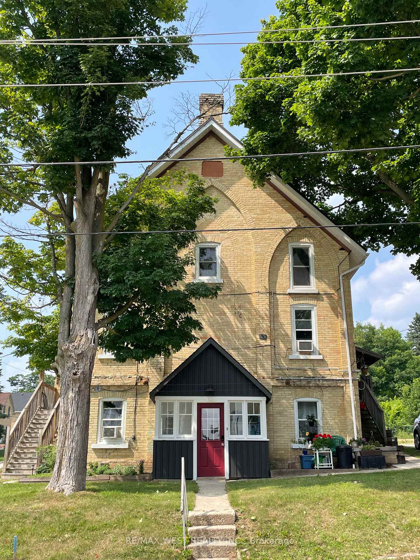 182 12th Street Hanover Ontario Canada Sale commercial   RE/MAX West Realty Inc., Brokerage *