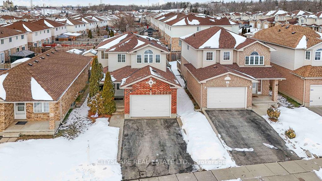 67 Maple Bush Drive Cambridge Ontario Canada Sale residential Rahim Syed Cityscape Real Estate Ltd., Brokerage 