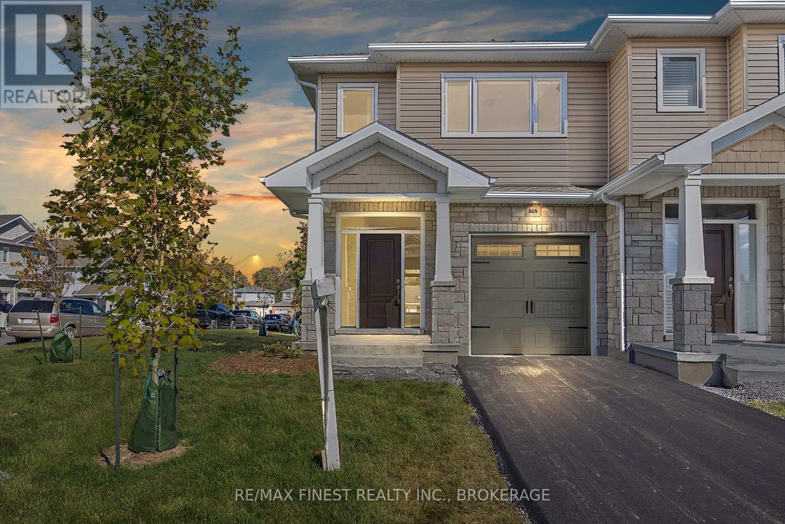 215 HERITAGE PARK Drive Greater Napanee Ontario Canada Sale residential Sandy Gardner Royal LePage Frank Real Estate Brokerage*
