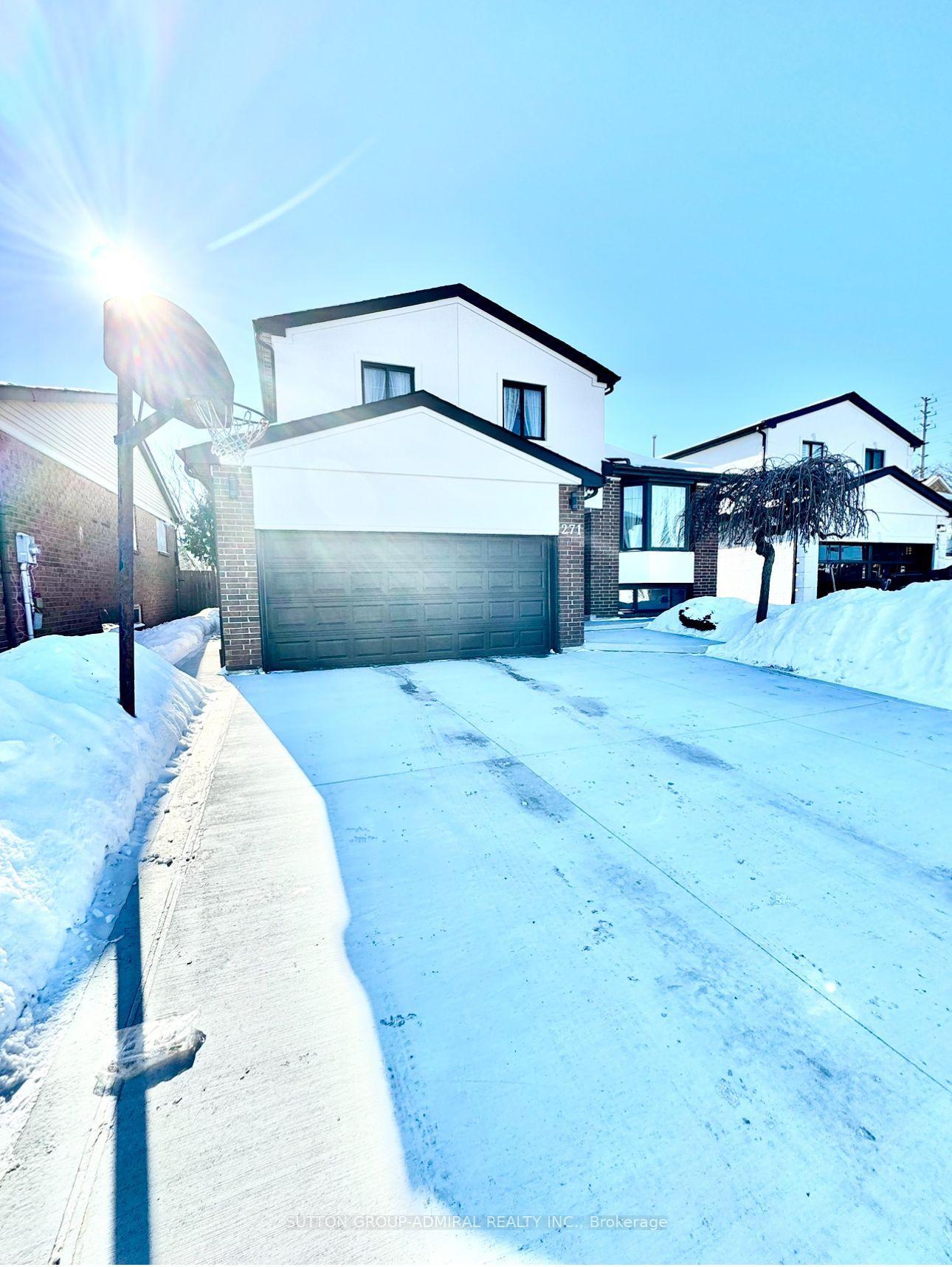 271 Weldrick Road Richmond Hill Ontario Canada Rent residential Claudia Kovalev Sutton Group-Admiral Realty Inc., Brokerage *