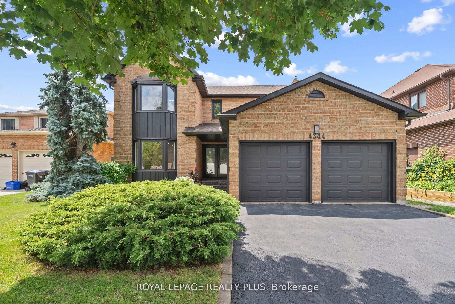 4344 Dallas Court Mississauga Ontario Canada Sale residential Mary Montgomery Royal LePage Realty Plus, Brokerage*