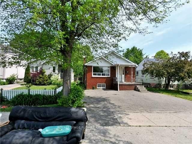 1041 Cawthra Road Mississauga Ontario Canada Sale residential Elena Vankevich Brokerage Information: Not available, please contact website owner