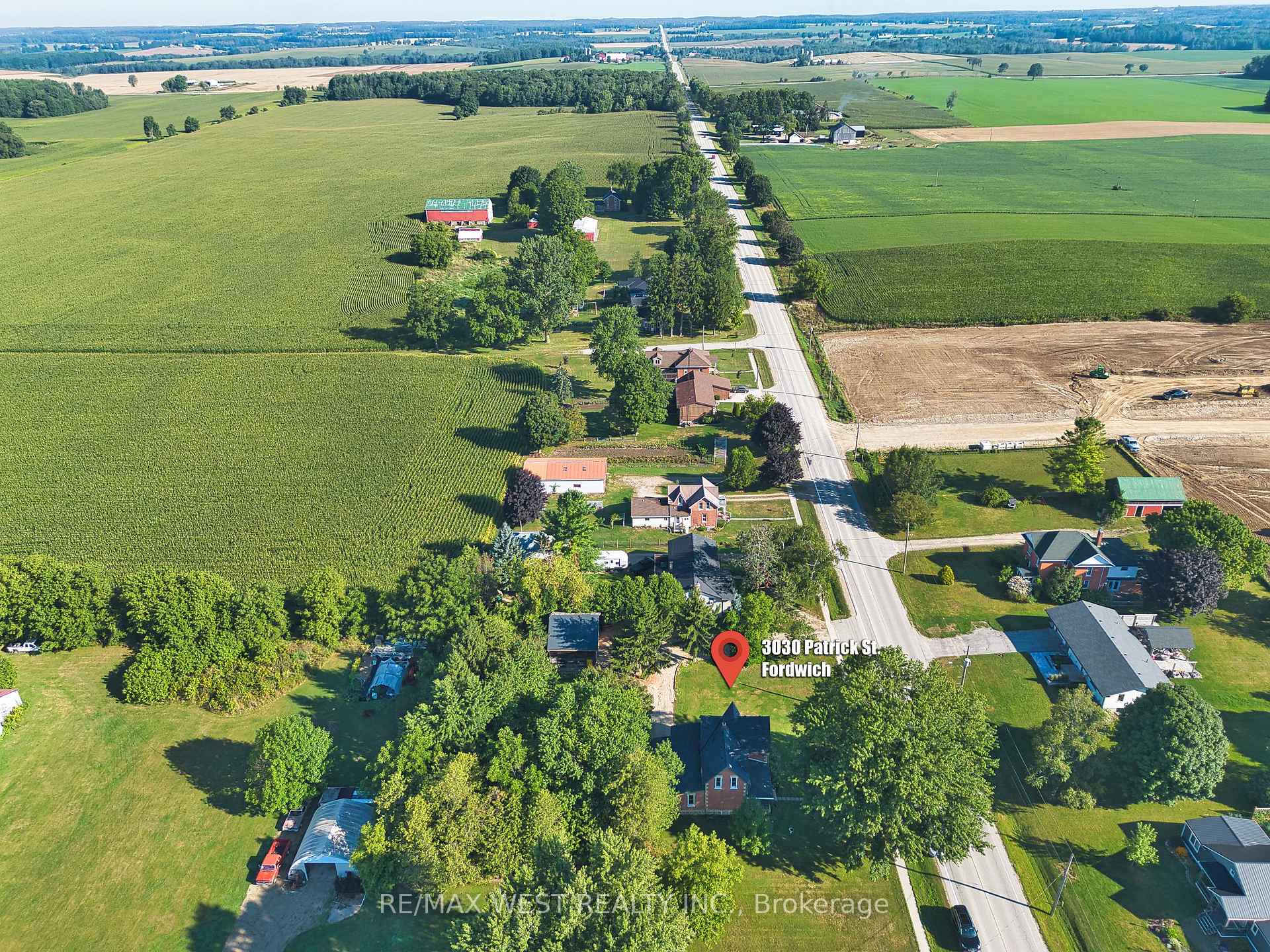 3030 Patrick Street Howick Ontario Canada Sale residential   RE/MAX West Realty Inc., Brokerage *